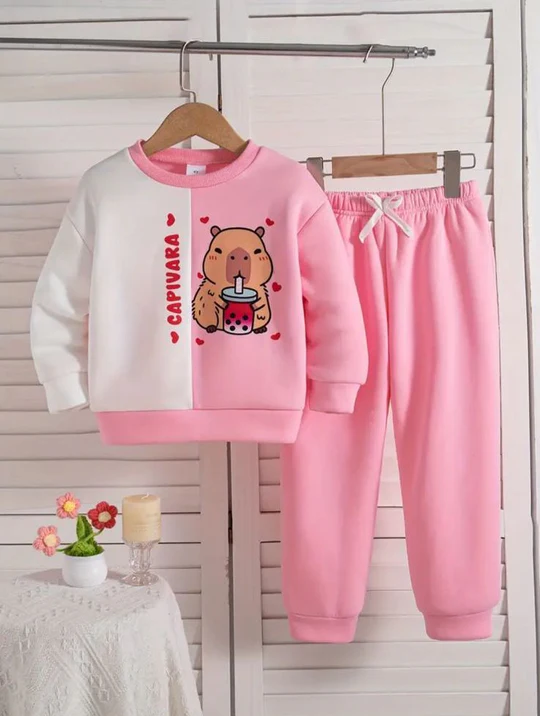 Kids’ Winter Tracksuit – Capivara Heart